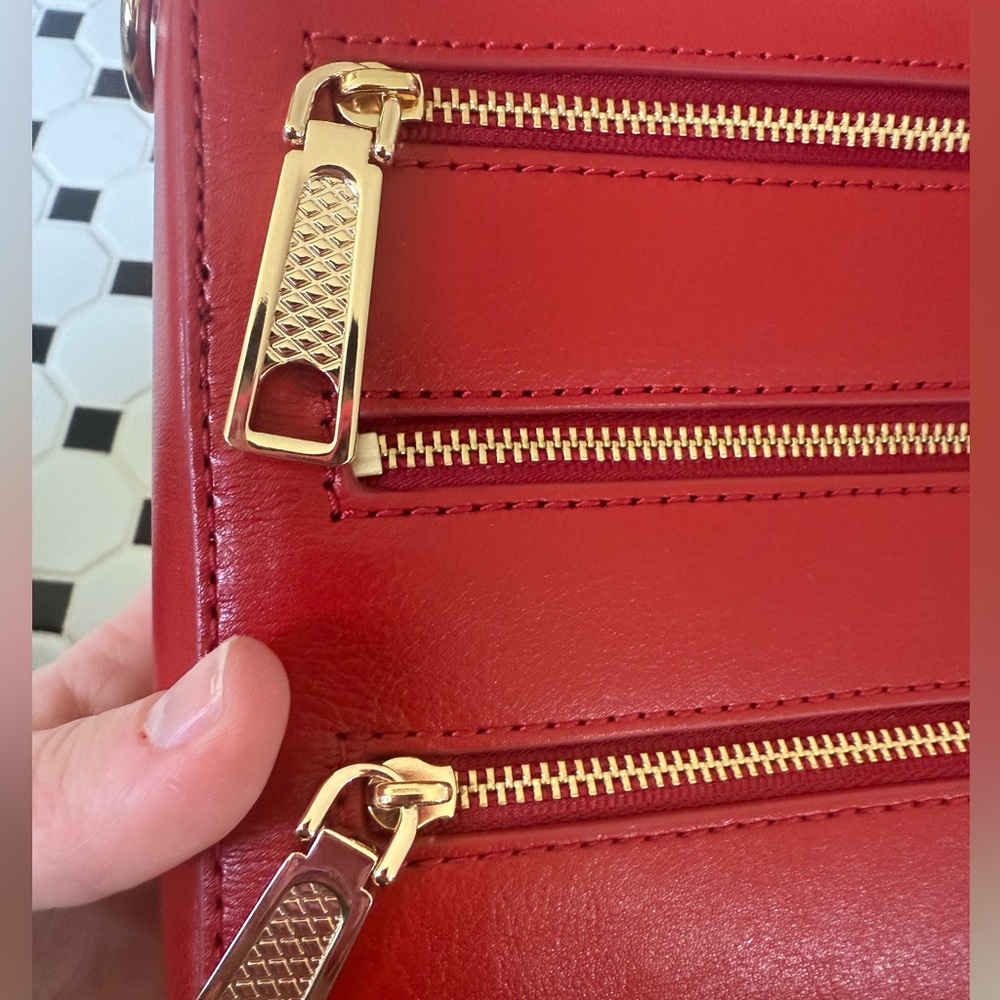 NWT Rebecca Minkoff Mini 5 Zip Convertible Clutch in “KISS” Red - Picture 6 of 14